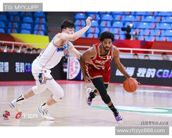 上海篮球队强势领跑总决赛积分榜以79分稳居第一 上海篮球队强势领跑总决赛积分榜以79分稳居第一