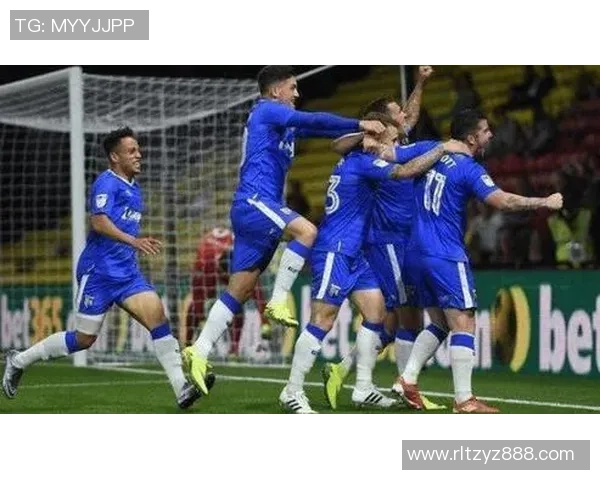 成都足球队与北京足球队赛后复盘分析比赛节奏与战术对抗的深度探讨 成都足球队与北京足球队赛后复盘分析比赛节奏与战术对抗的深度探讨